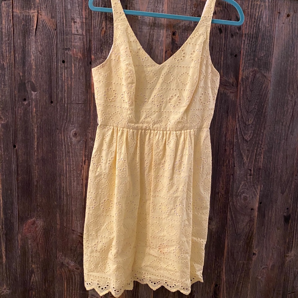 Vineyard vines dress